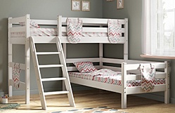 Кровать Соня вариант 8 угловая с наклонной лестницей Белый полупрозрачный в Линёво - linyovo.mebel54.com | фото